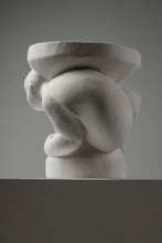 Charger l&#39;image dans la galerie, Laëtitia de Bazelaire, Homme dans sa coquille. Figures tutélaires, Mayaro 2020.
